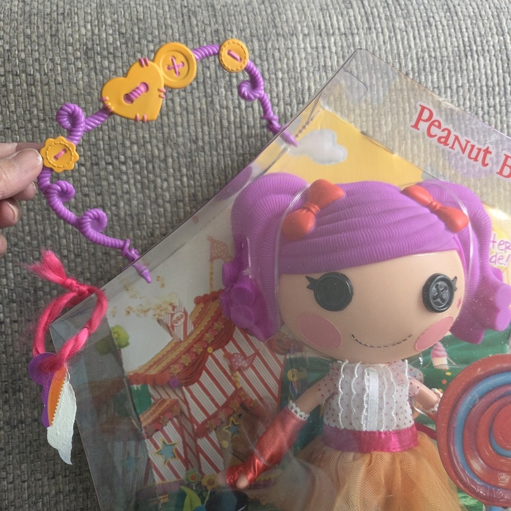 Lalaloopsy Peanut Big Top Original Full Size 12" Doll W/ Purple Elephant Flaw - Picture 3 of 7